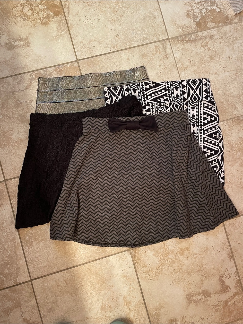 Women's  Four Skirt Bundle Size Large Elastic Waist